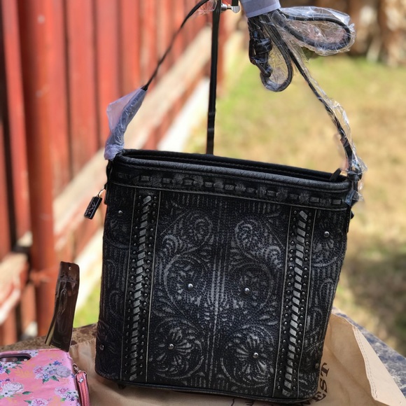 Montana West Handbags - Montana West Black Crossbody NWT
